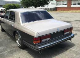 Rolls-Royce Silver Spirit