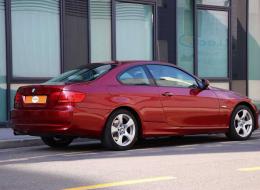 BMW Série 3 320i coup&eacute;