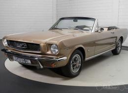 Ford Mustang V8 Cabriolet