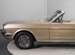 Ford Mustang V8 Cabriolet