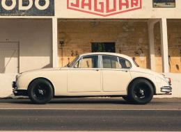 Jaguar MK 2 3.8 – Préparation Usine – Tour de France Automobile