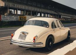 Jaguar MK 2 3.8 – Préparation Usine – Tour de France Automobile