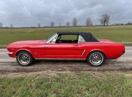 Ford Mustang V8 Cabriolet