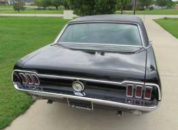 Ford Mustang CODE S 390