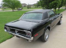 Ford Mustang CODE S 390