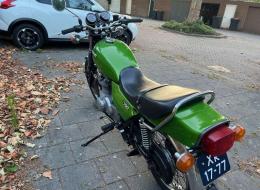 Moto Kawazaki Z750 Twin