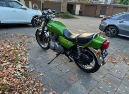 Moto Kawazaki Z750 Twin
