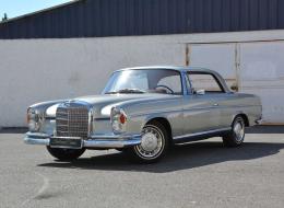 Mercedes-Benz SE 300SE Coup&eacute; 