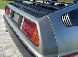 De Lorean DMC DELOREAN BOITE M&Eacute;CA