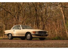 Mercedes-Benz SL 560