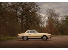 Mercedes-Benz SL 560