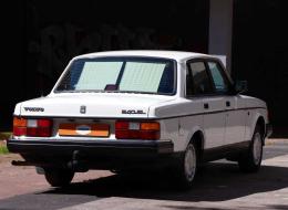 Volvo 240 GL