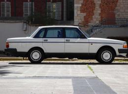 Volvo 240 GL