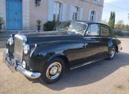 Bentley S2