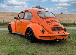Volkswagen Coccinelle Couleur Porsche GT3 RS et jantes Porsche