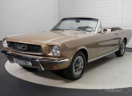 Ford Mustang V8 Canriolet