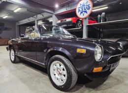 Fiat 124 Spider 2000 injection