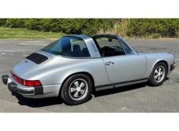 Porsche 911 2.7 Targa