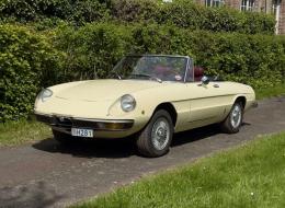 Alfa Roméo Spider 2000