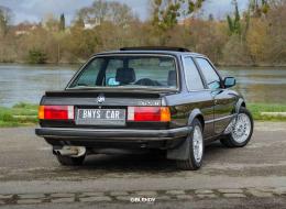 BMW Série 3 E30 323i Coupé