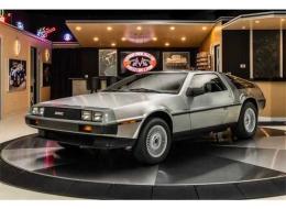 De Lorean DMC 12