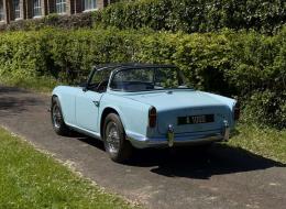 Triumph TR4 A - Surrey Top