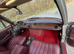 Mercedes-Benz SE 280