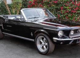 Ford Mustang V8 CABRIOLET