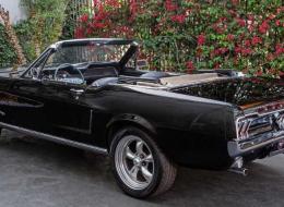 Ford Mustang V8 CABRIOLET