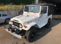 Toyota Land Cruiser FJ40