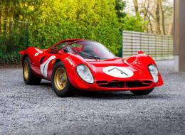 Ferrari 330 P4 Recréation
