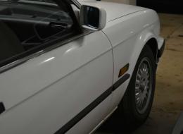 BMW Série 3 E30 320i