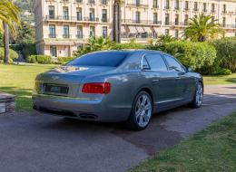 Bentley Flying Spur V8