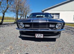 Ford Mustang Mach 1