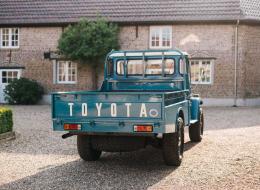 Toyota FJ 45