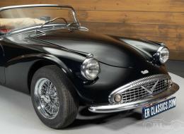Daimler SP 250 Dart