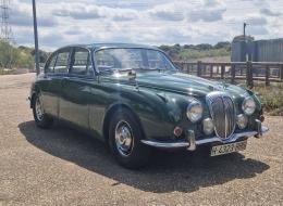 Daimler 250 V8 Saloon