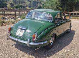 Daimler 250 V8 Saloon