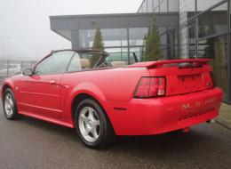 Ford Mustang V6 Cabriolet
