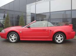 Ford Mustang V6 Cabriolet