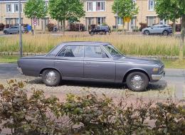 Toyota Crown Sedan