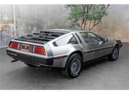 De Lorean DMC 12