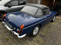 MG B