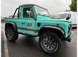 LandRover Defender 90