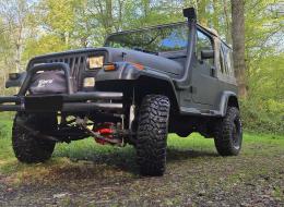 Jeep Wrangler YJ