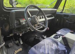 Jeep Wrangler YJ