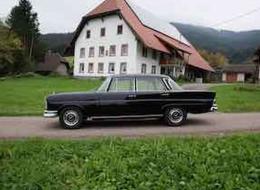 Mercedes-Benz SEB 220