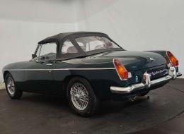 MG B