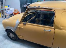 Mini Van