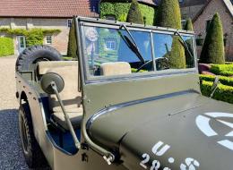 Willys Overland LWB ("ambulance"